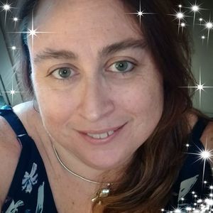 Meet your Posher, Leeann